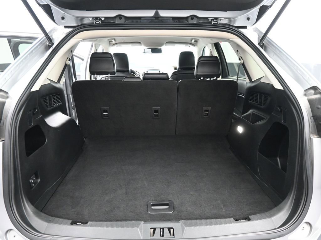 Used 2022 Ford Edge SEL image 18