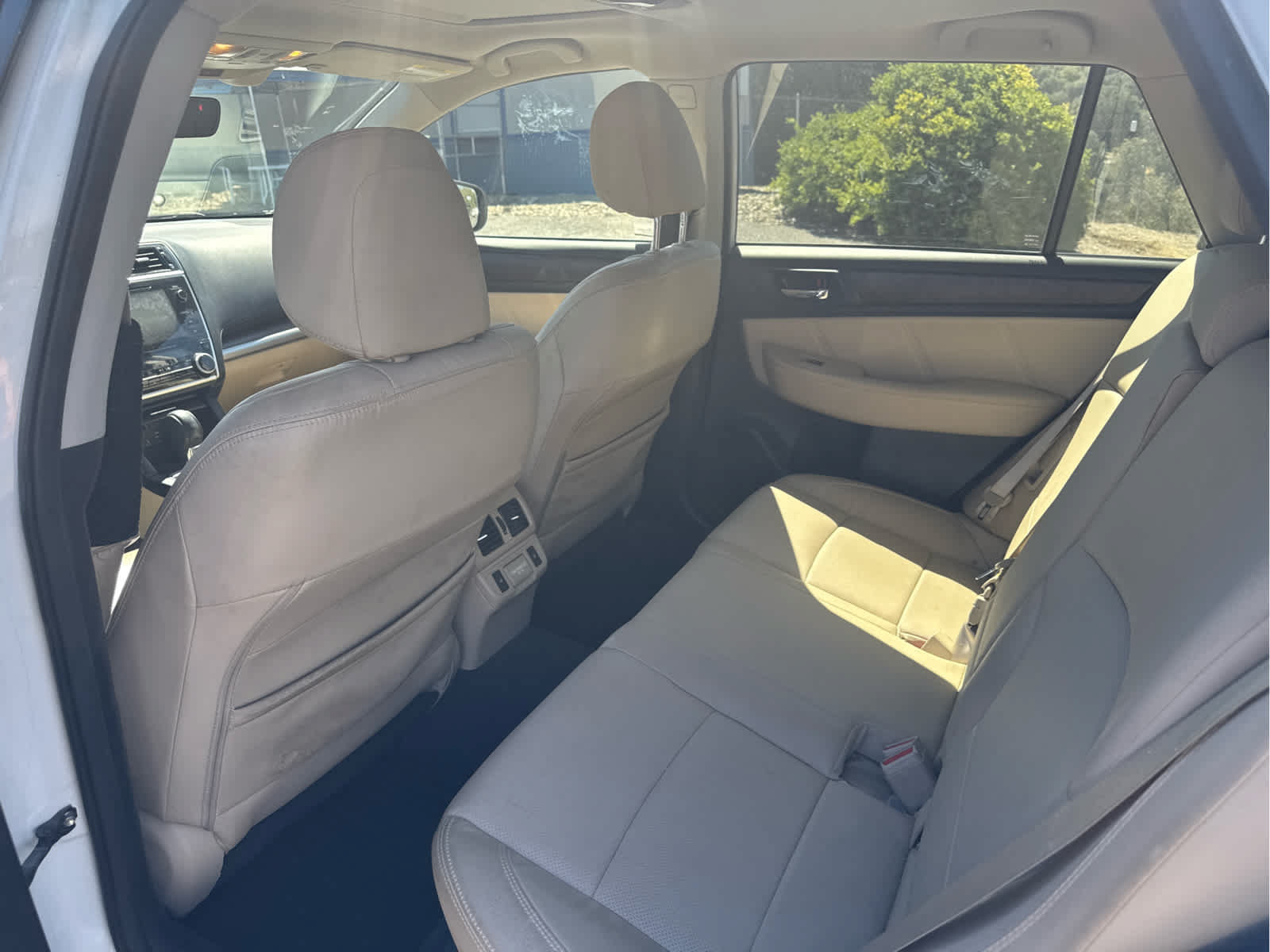 Used 2018 Subaru Outback 2.5i Limited AWD/4WD image 10