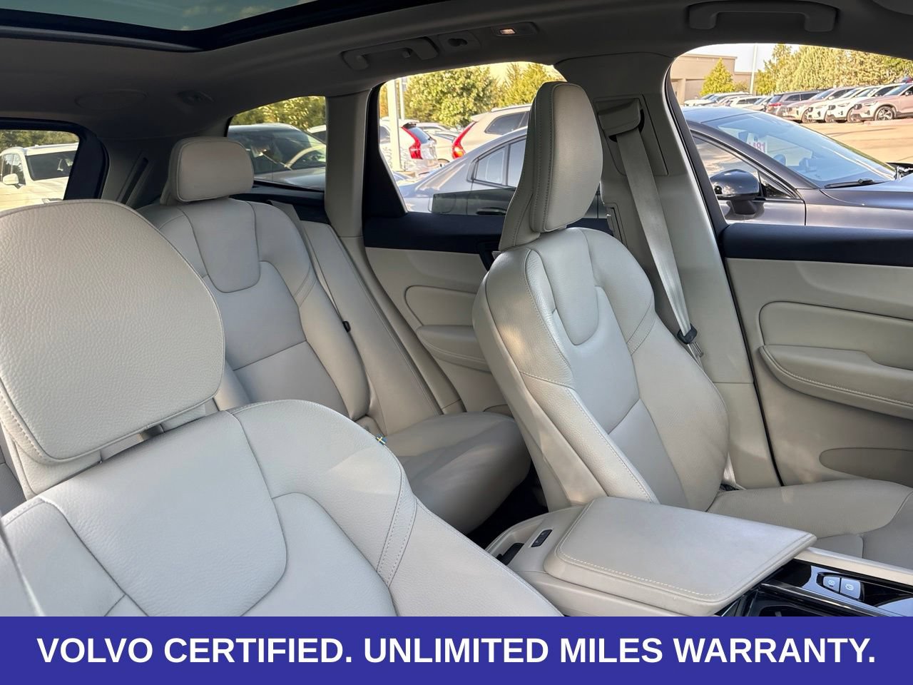 Certified 2024 Volvo XC60 B5 Plus w/ Protection Package Premier AWD/4WD image 12