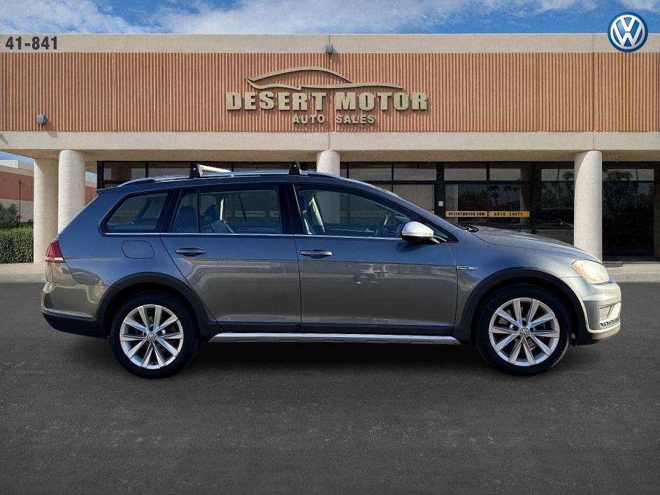 Used 2017 Volkswagen Golf Alltrack SE image 4