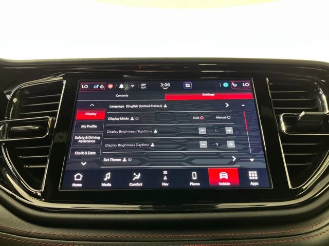 Used 2023 Dodge Durango GT image 29