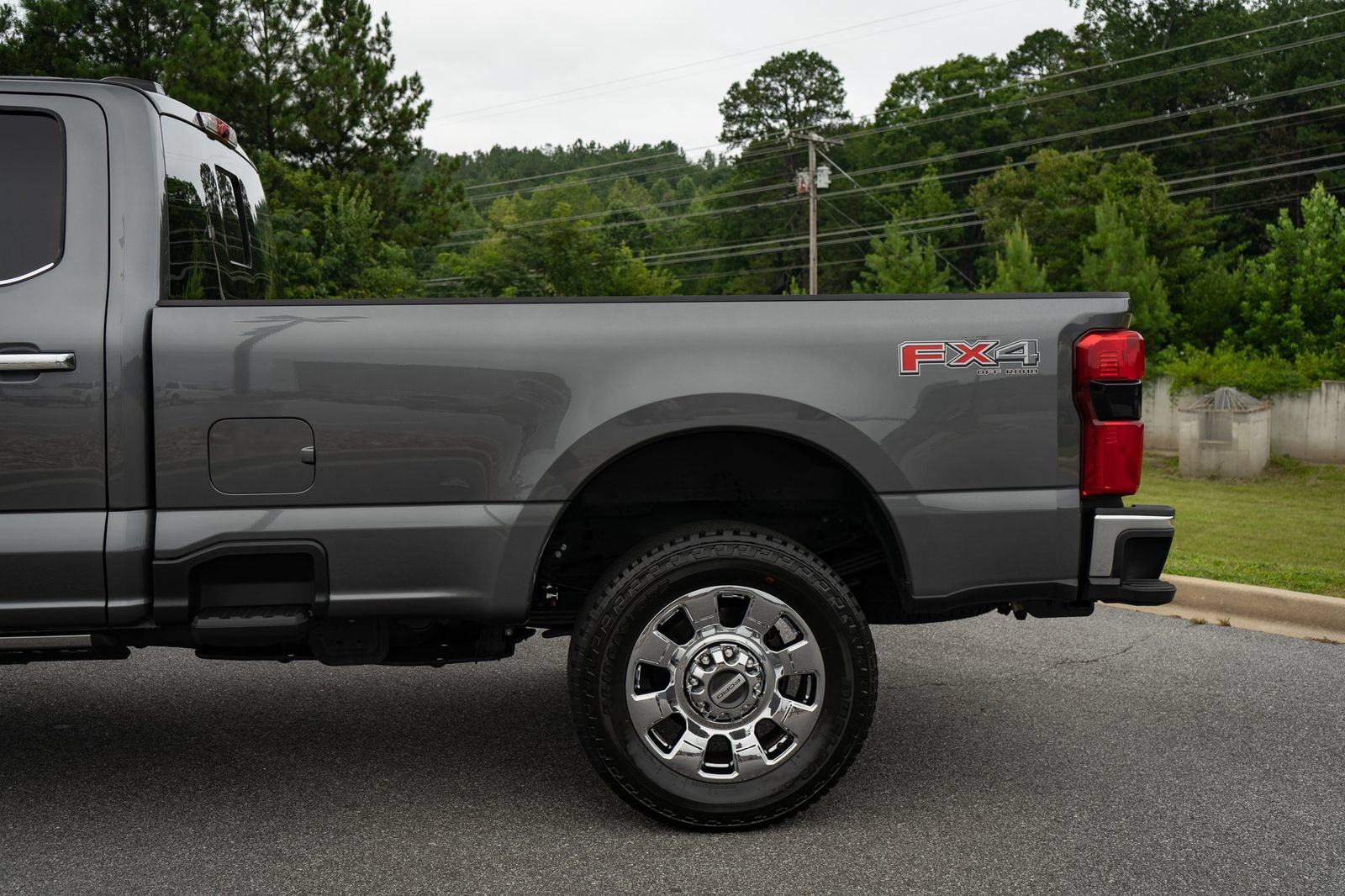 Used 2026 Ford F350 Lariat w/ Chrome Package AWD/4WD image 6