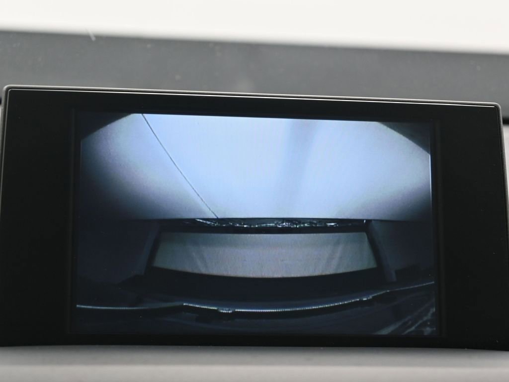 Used 2015 Lexus NX 300h FWD image 17