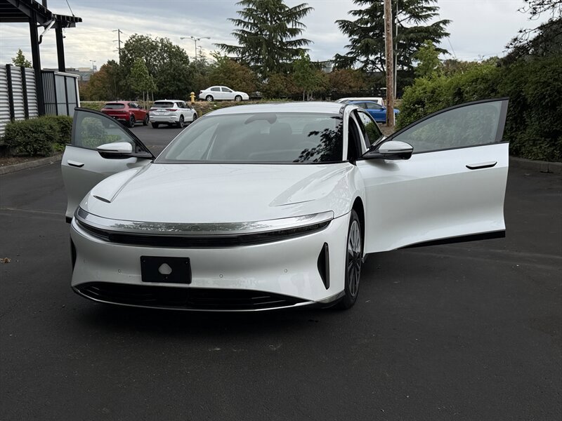 Used 2025 Lucid Air Touring AWD/4WD image 5