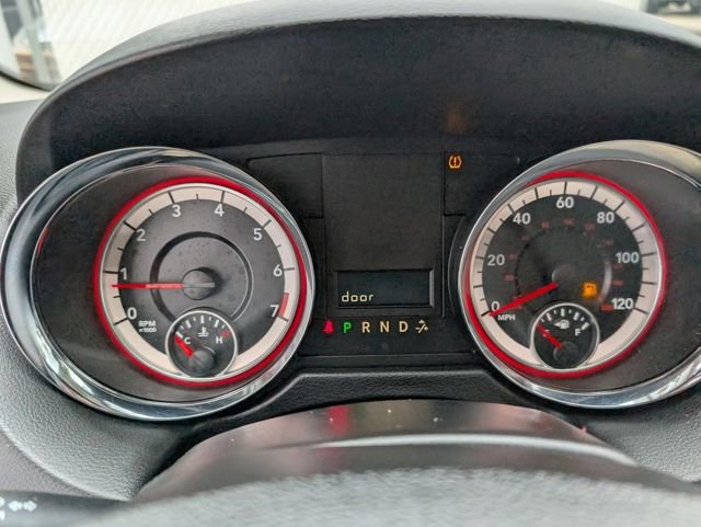 Used 2019 Dodge Grand Caravan SE w/ UConnect Hands-Free Group image 12