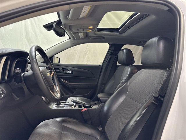 Used 2016 Chevrolet Malibu LT w/ Power Convenience Package image 11