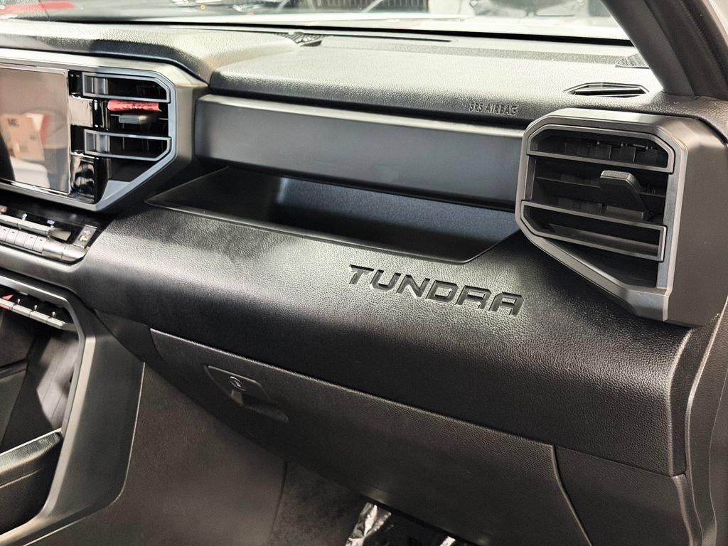 Used 2025 Toyota Tundra SR5 w/ SR5 Convenience Package AWD/4WD image 30