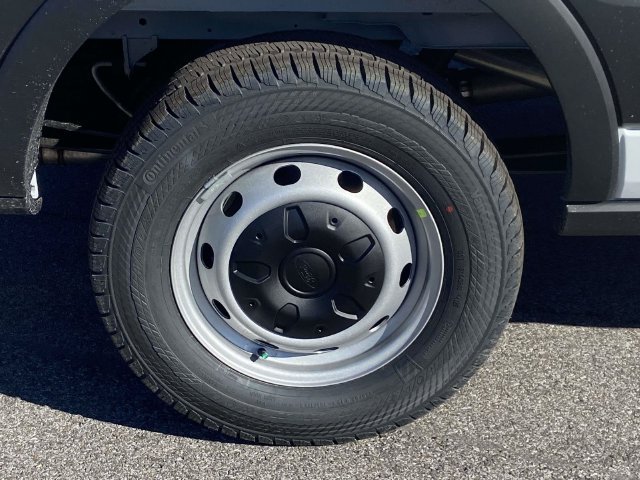 New 2026 Ford Transit 250 148 Medium Roof w/ Load Area Protection Package RWD image 11