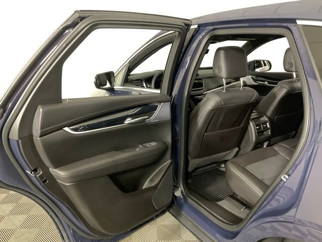 Certified 2025 Cadillac XT5 Premium Luxury w/ Technology Package image 27
