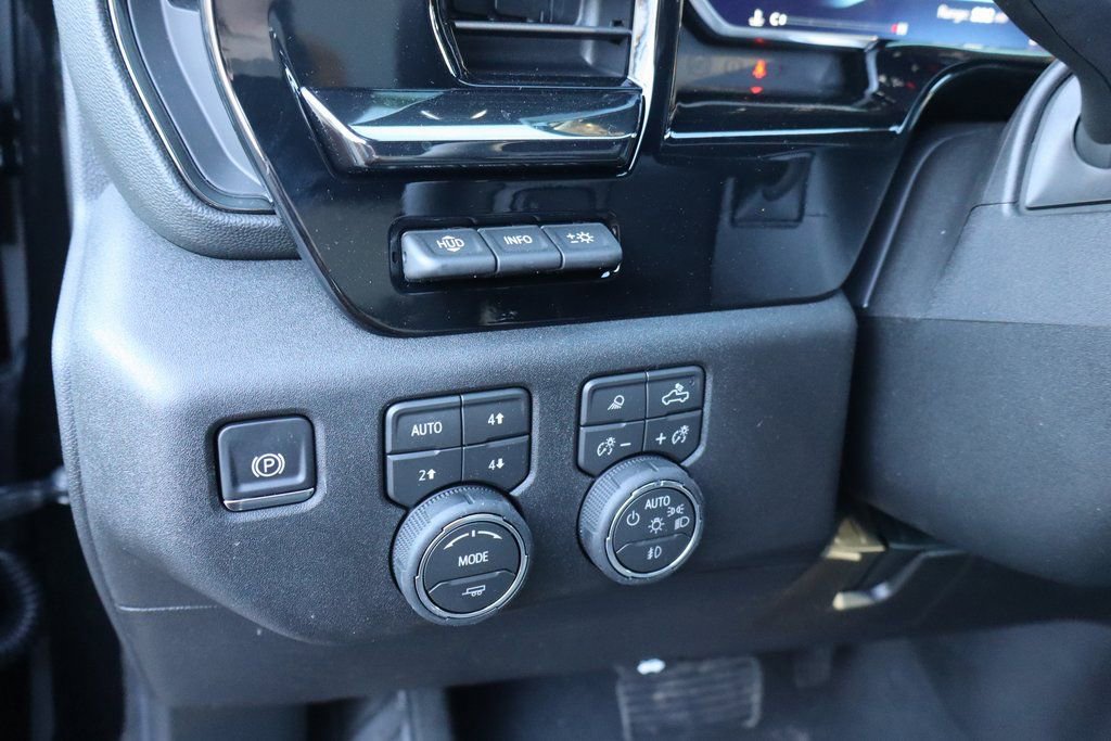 New 2026 Chevrolet Silverado 2500 ZR2 image 13