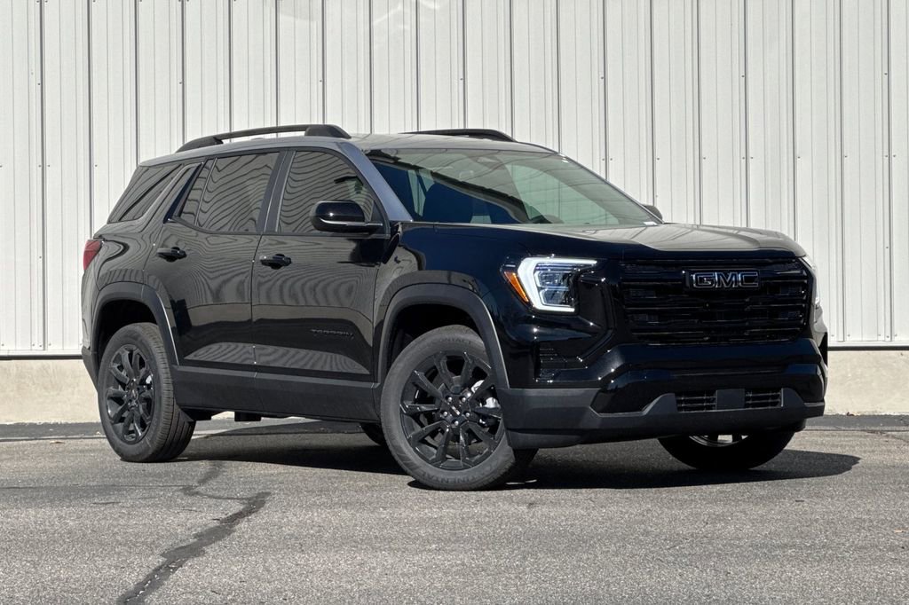 New 2026 GMC Terrain Elevation w/ Black Edition video 2