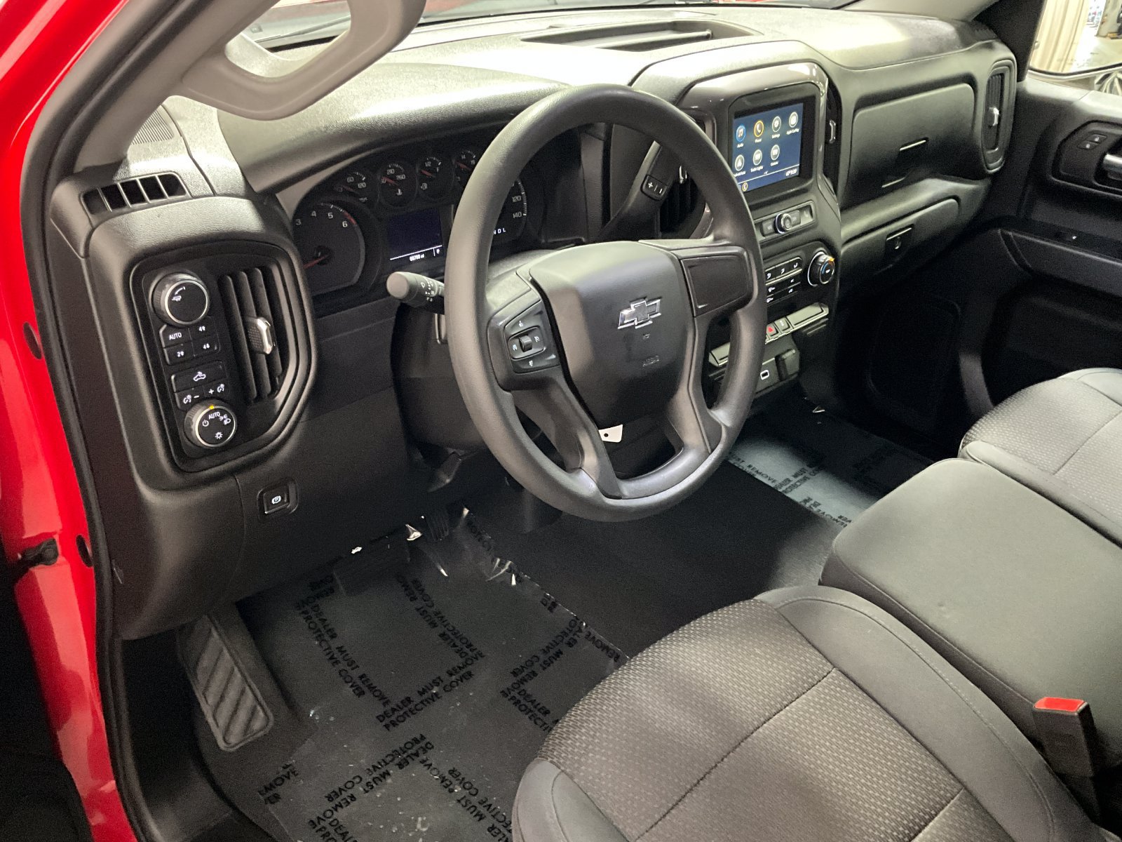 Used 2019 Chevrolet Silverado 1500 Custom Trail Boss w/ Custom Convenience Package AWD/4WD image 15