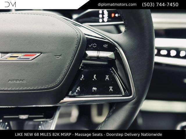 Used 2026 Cadillac Lyriq V AWD/4WD image 29