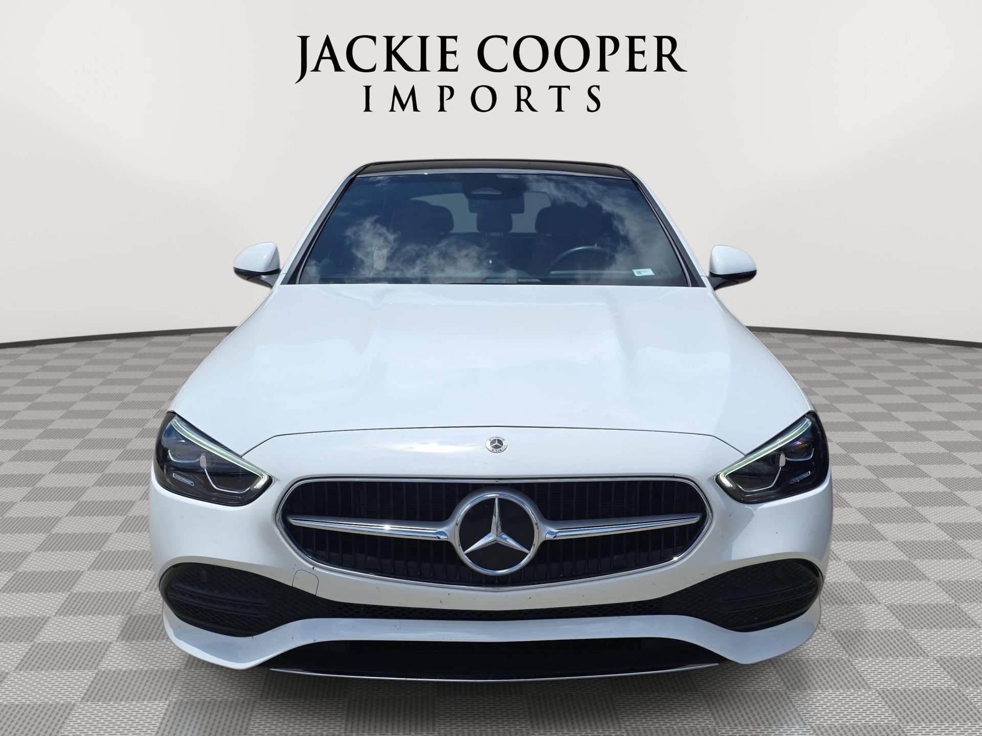 Used 2025 Mercedes-Benz C 300 4MATIC Sedan image 2