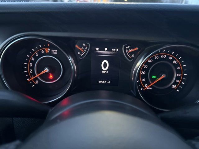 Used 2022 Jeep Wrangler Unlimited Sport image 17