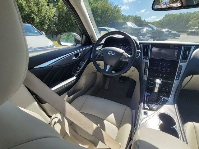 Used 2015 INFINITI Q50 Premium w/ Navigation Package image 7