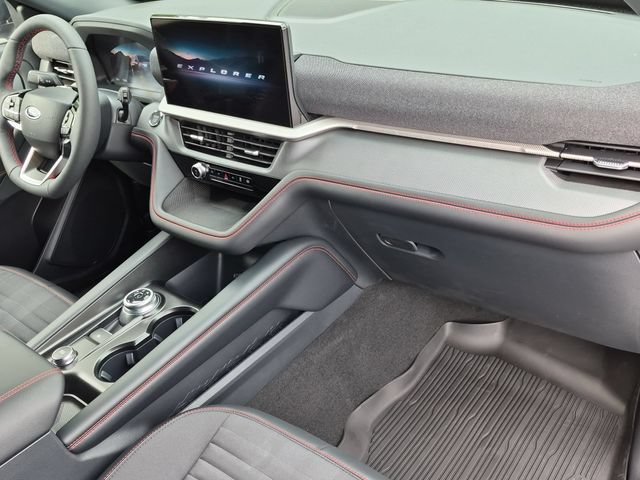 New 2026 Ford Explorer ST-Line w/ ST-Line Street Pack AWD/4WD image 23