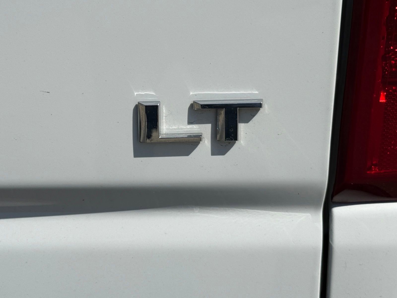 Used 2024 Chevrolet Silverado 2500 LT AWD/4WD image 17