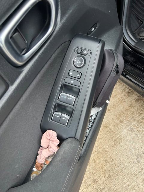 Used 2025 Honda Civic Sport image 12