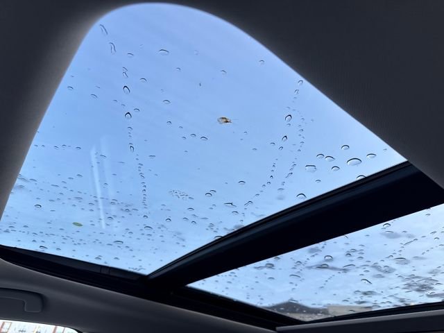 Used 2024 Honda Pilot Touring image 13