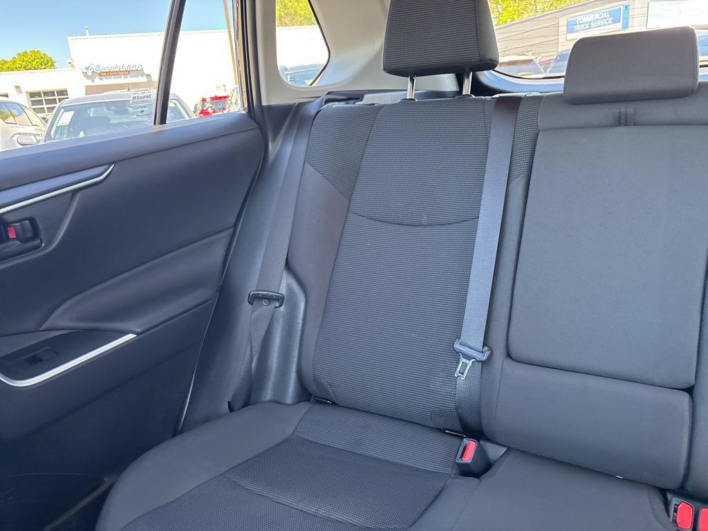 Used 2025 Toyota RAV4 LE AWD/4WD image 11