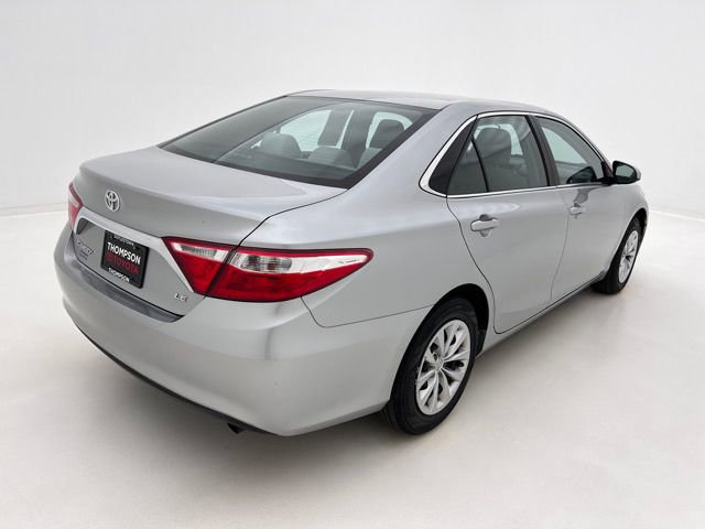 Used 2017 Toyota Camry LE FWD image 7