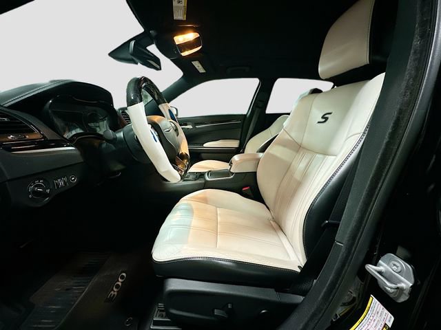 Used 2017 Chrysler 300 S image 23
