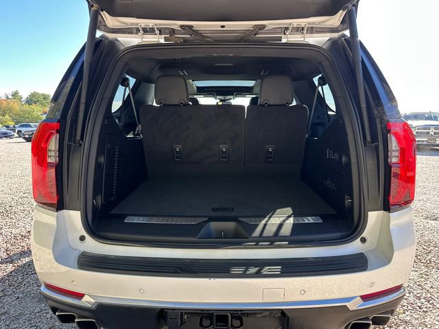 Used 2025 GMC Yukon XL Denali w/ Sun & Power Step Package AWD/4WD image 14
