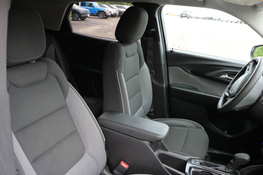 Used 2023 Chevrolet TrailBlazer LT image 19