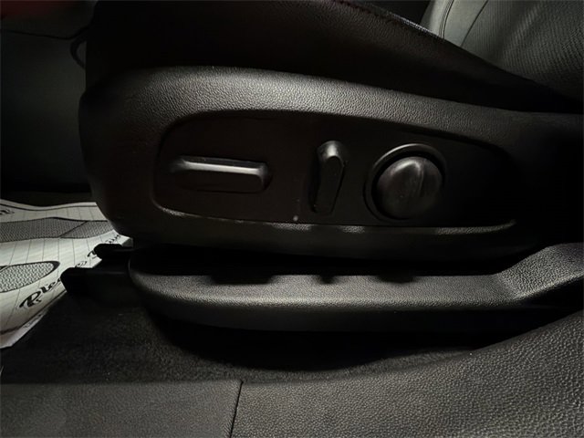 Certified 2021 Chevrolet Blazer RS w/ Enhanced Convenience Package image 12