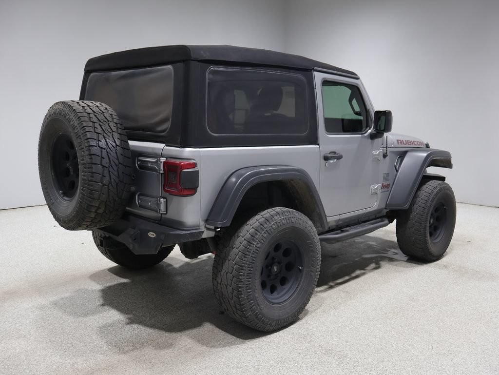 Used 2018 Jeep Wrangler Rubicon AWD/4WD image 2