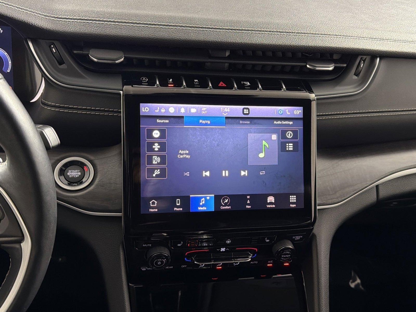 Used 2022 Jeep Grand Cherokee L Limited image 18