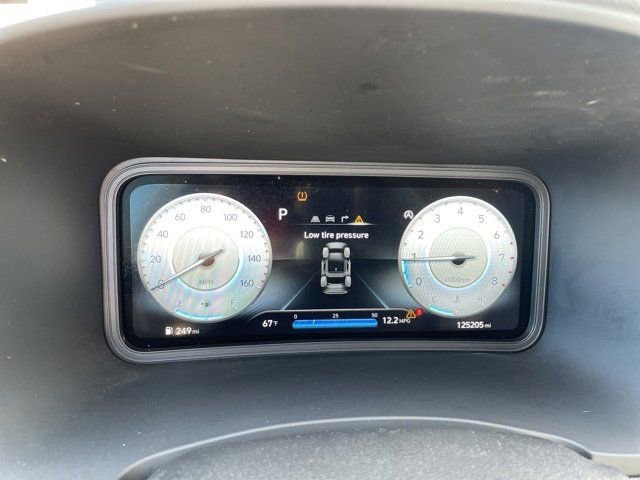 Used 2022 Hyundai Kona Limited image 15