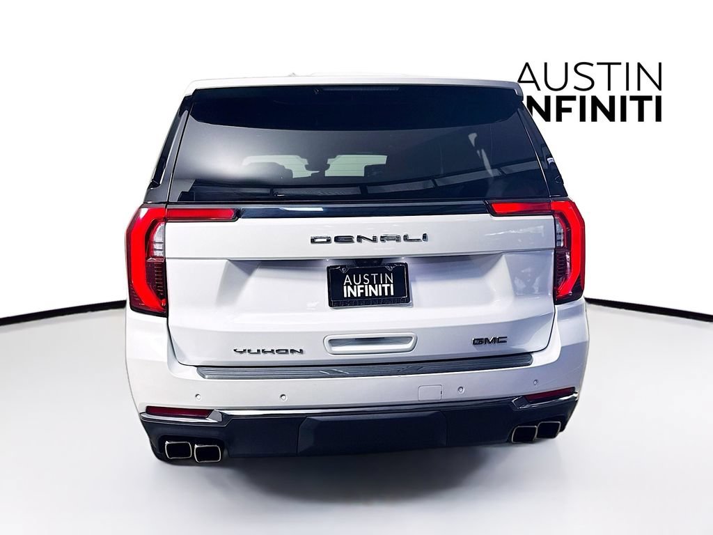 Used 2025 GMC Yukon XL Denali Ultimate w/ LPO, Floor Liner Package AWD/4WD image 6