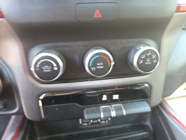 Used 2020 RAM 1500 Rebel AWD/4WD image 17