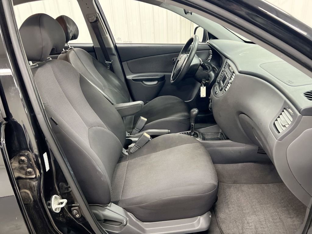 Used 2010 Kia Rio LX FWD image 20