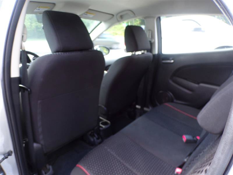 Used 2012 MAZDA MAZDA2 Touring FWD image 27