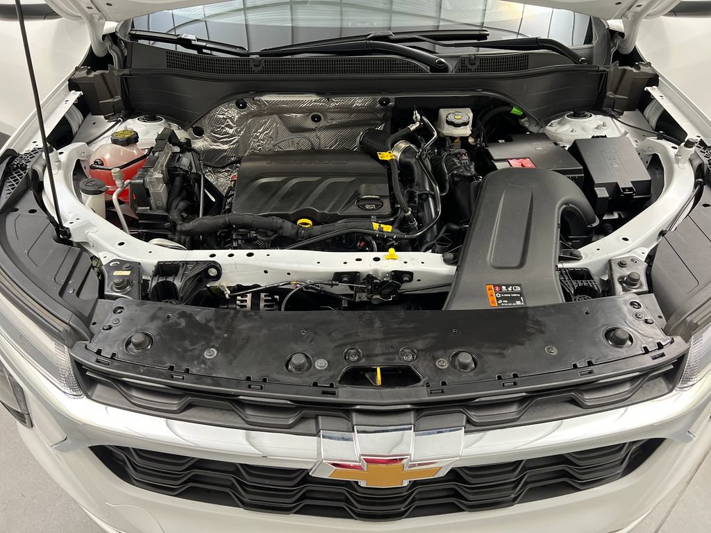 Used 2025 Chevrolet Trax LT FWD image 68