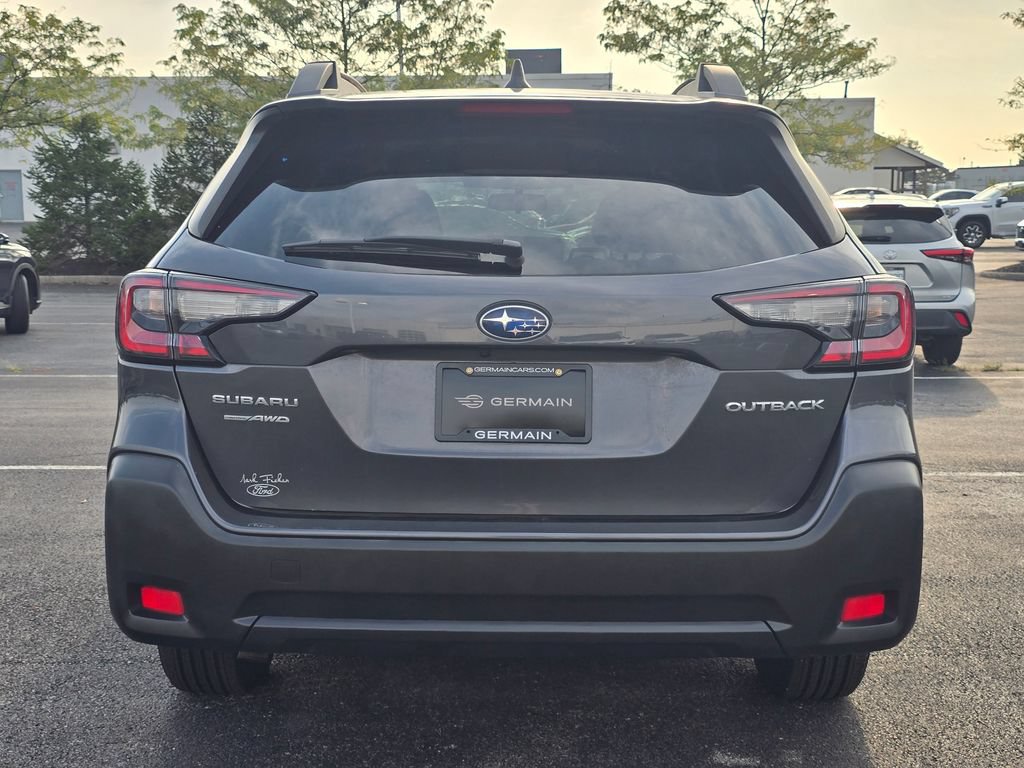 Used 2024 Subaru Outback Premium AWD/4WD image 6