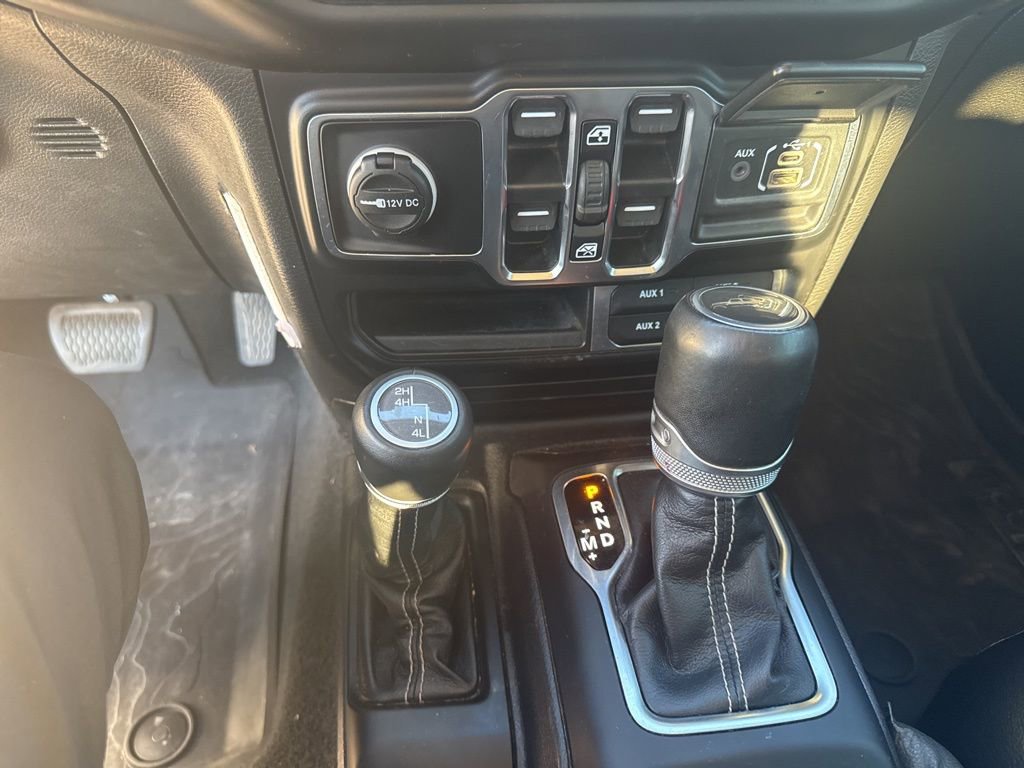 Used 2023 Jeep Gladiator Overland w/ Popular Equipment Package image 16