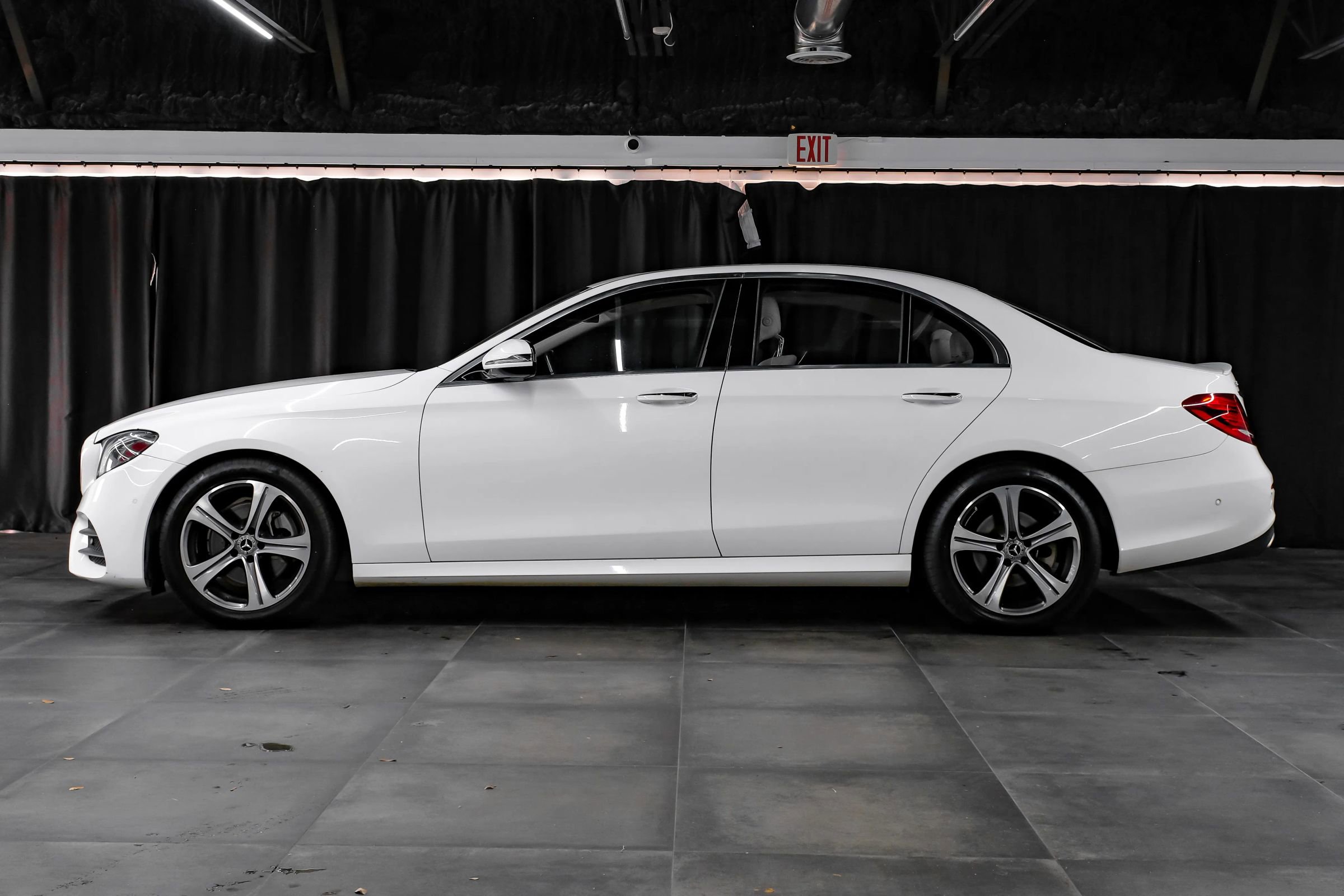 Used 2018 Mercedes-Benz E 300 w/ Premium 1 Package image 16
