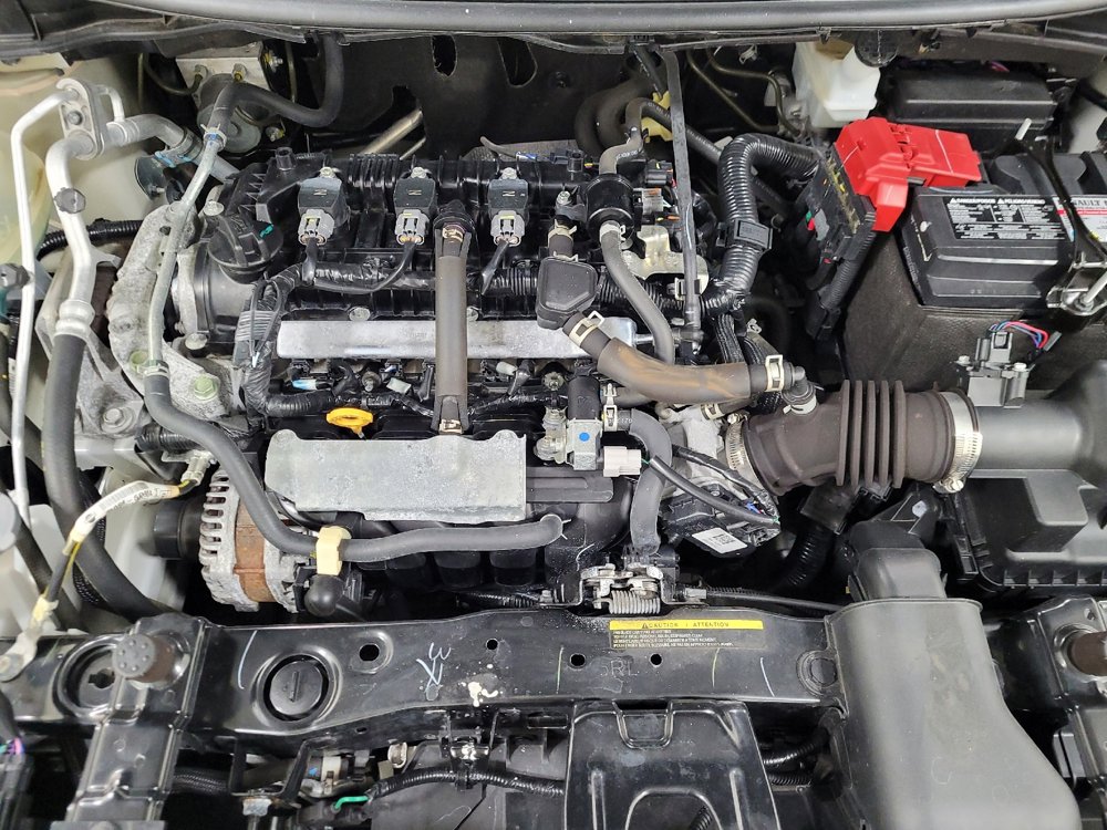 Used 2023 Nissan Versa SR w/ Trunk Package image 30