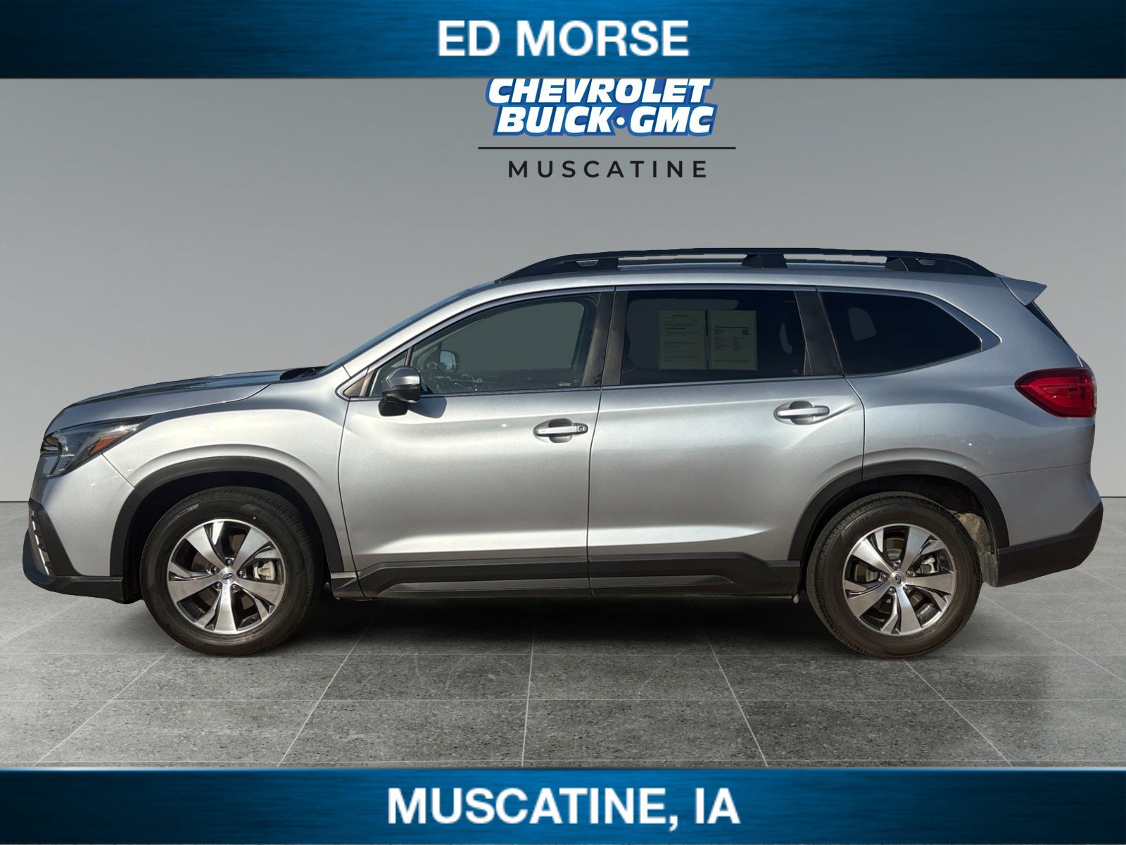 Used 2023 Subaru Ascent Premium w/ Convenience Package AWD/4WD image 2