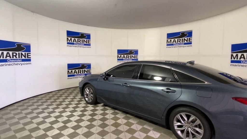 Used 2022 Toyota Avalon XLE FWD image 8