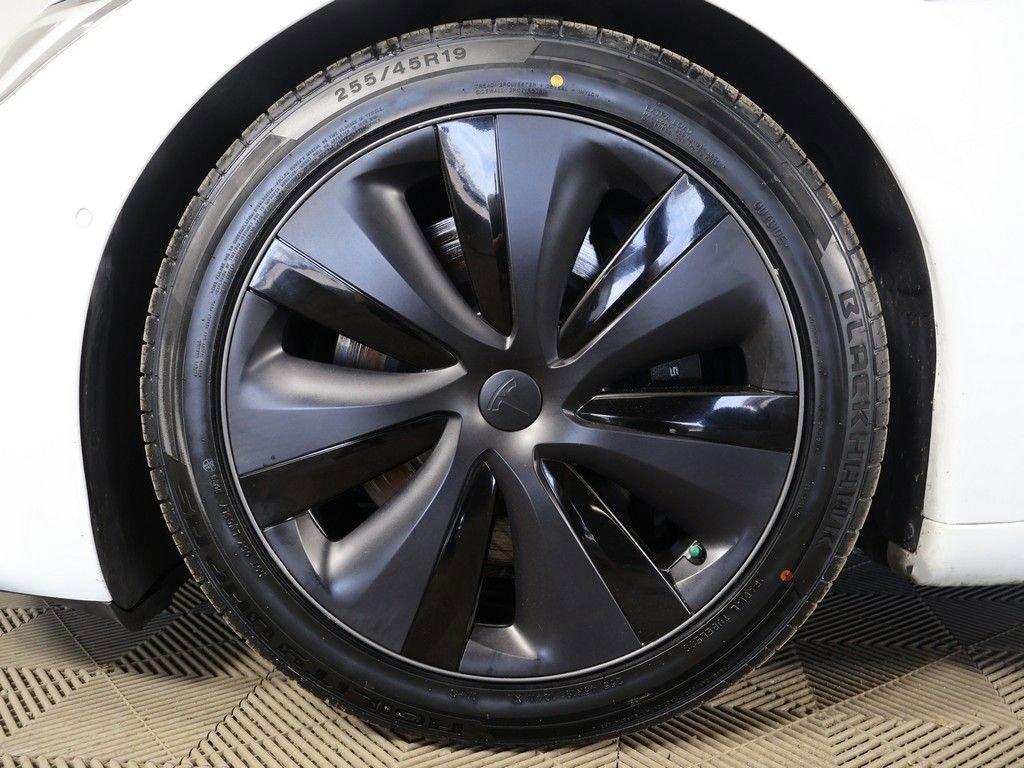 Used 2022 Tesla Model S AWD/4WD image 22