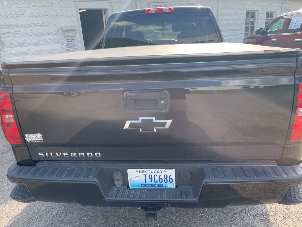 Used 2016 Chevrolet Silverado 1500 Custom w/ Custom Convenience Package AWD/4WD image 5