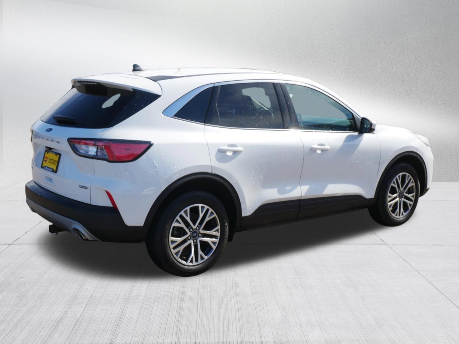 Certified 2022 Ford Escape SEL AWD/4WD image 7