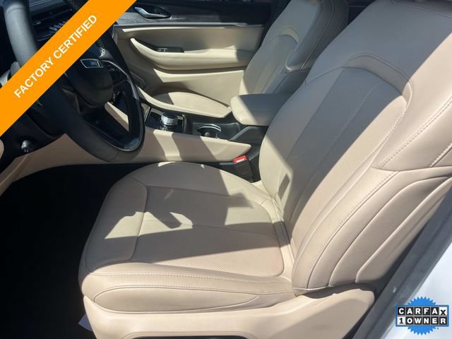 Certified 2024 Jeep Grand Cherokee L Limited w/ Luxury Tech Group II AWD/4WD image 29