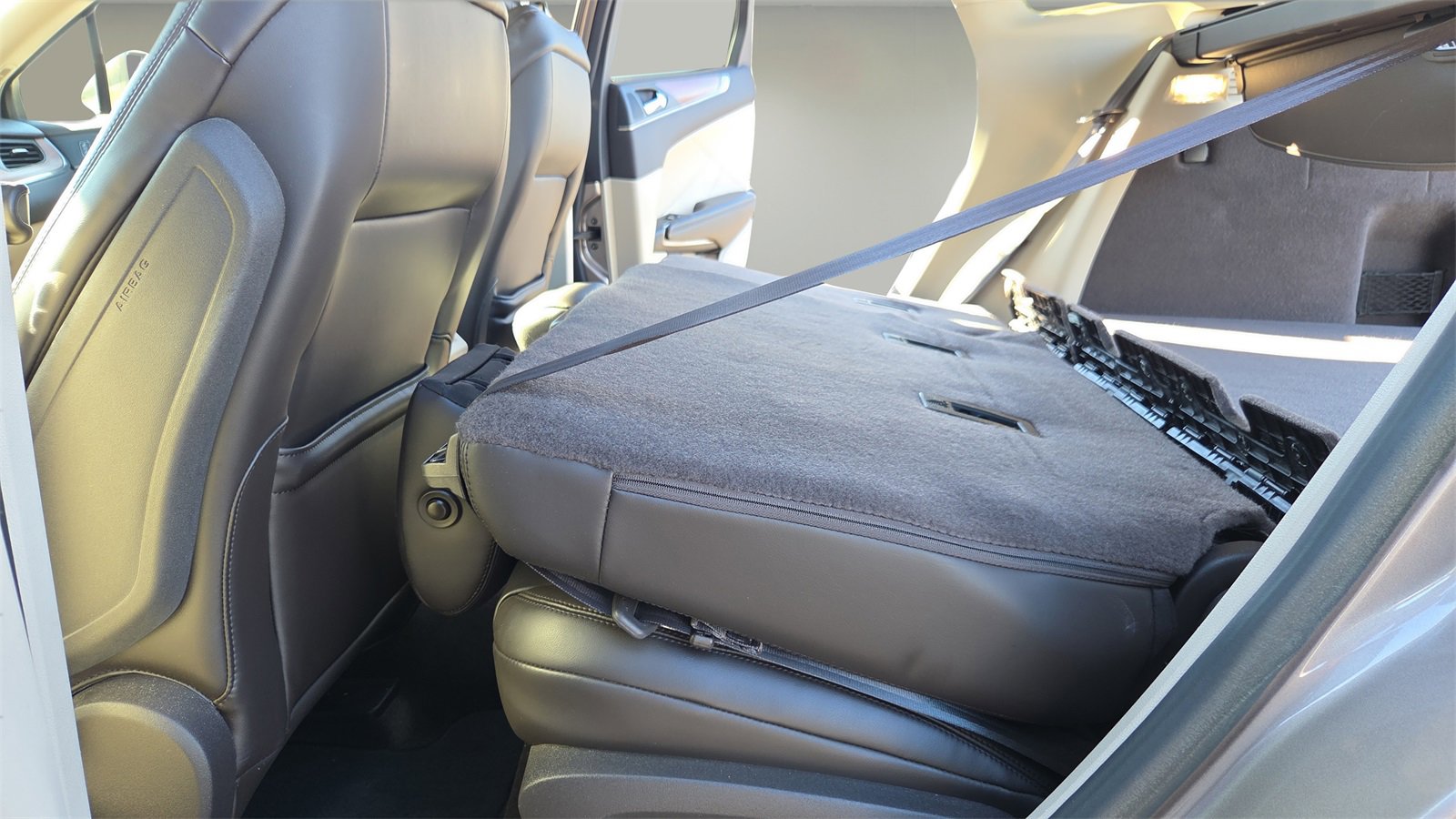 Used 2019 Lincoln MKC Select w/ Select Plus Package image 18