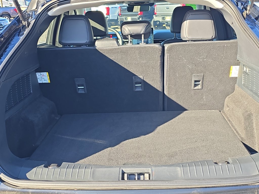 Used 2021 Ford Mustang Mach-E Select image 9